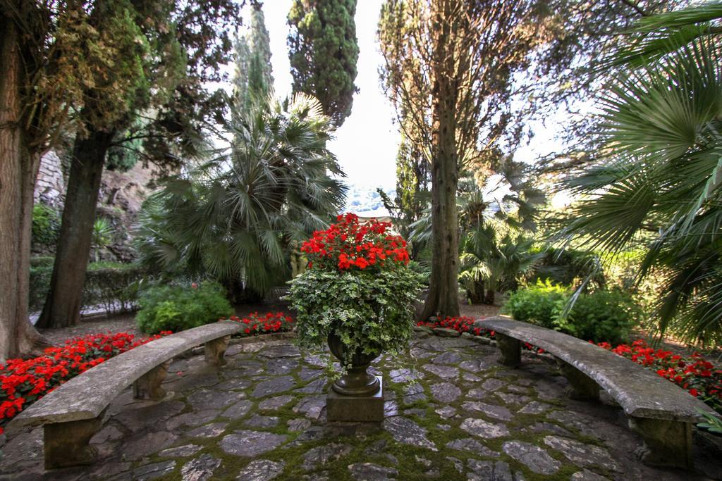 Villa Alta - Residenza D'Epoca Con Piscina Сан-Джулиано-Терме Экстерьер фото