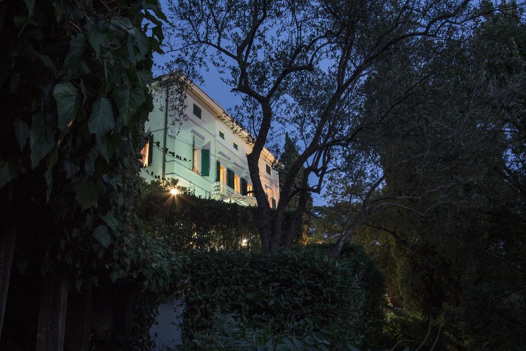 Villa Alta - Residenza D'Epoca Con Piscina Сан-Джулиано-Терме Экстерьер фото